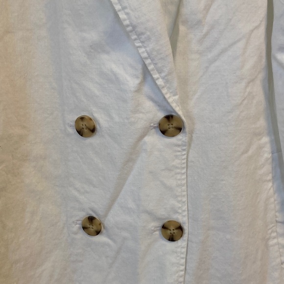 J. Jill White Double-Breasted Linen Blend Blazer - Picture 3 of 8